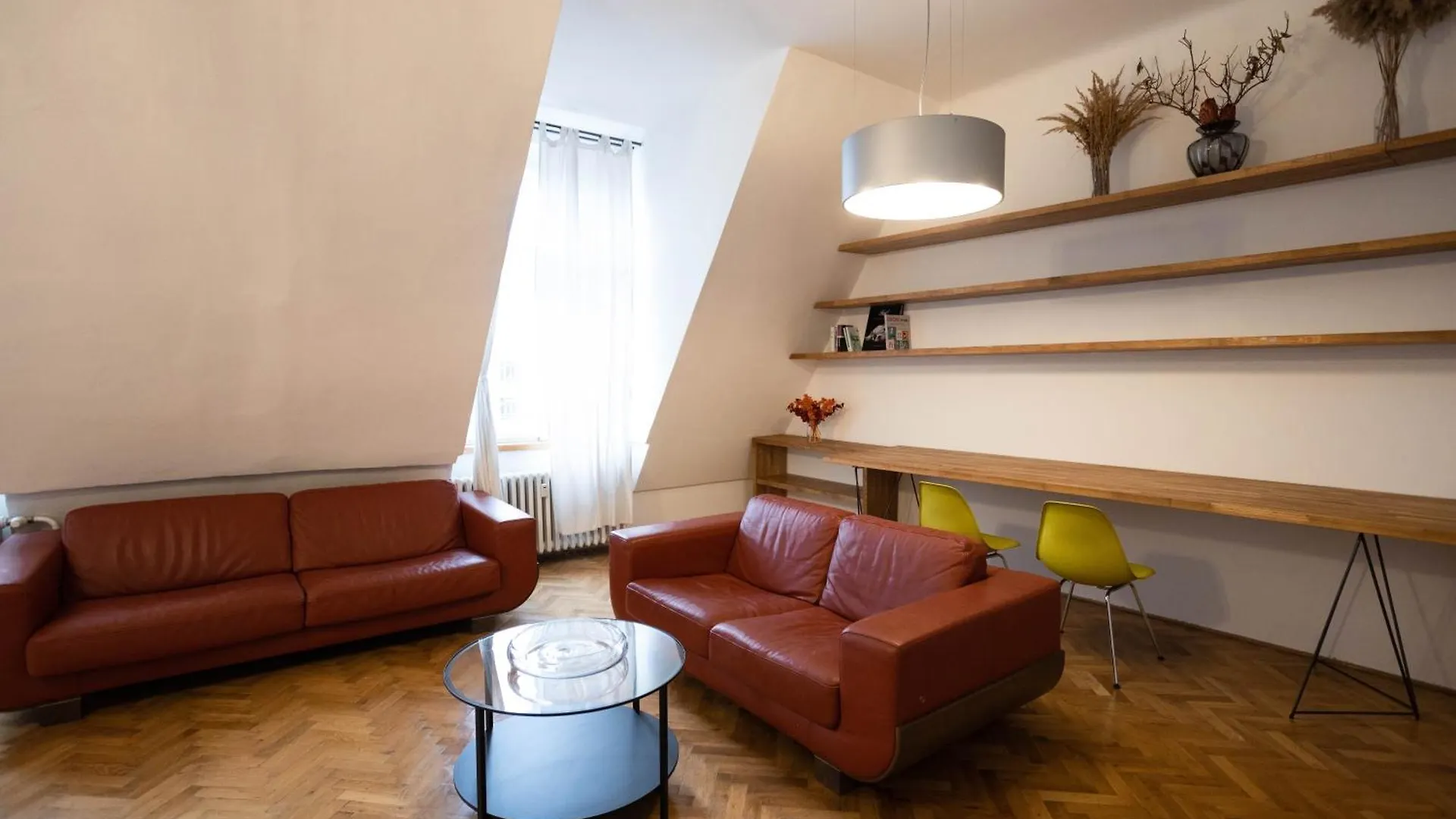 Bright Stylish Central Apartments Praag Tsjechië